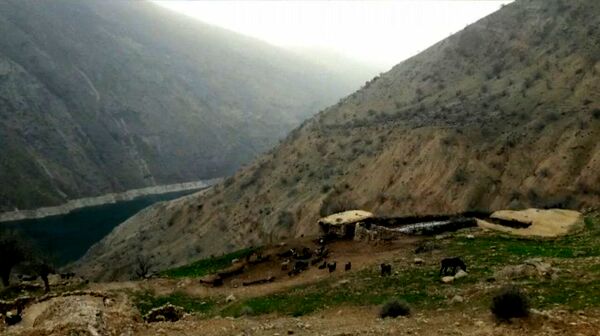  سرزمین عشق در دل سختی‌ها