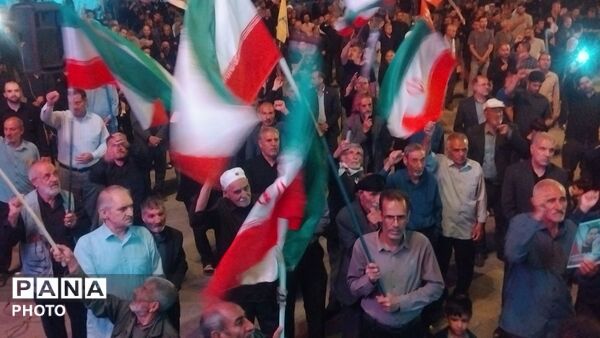 تجدید میثاق نورآبادی ها با آرمان های انقلاب در موج صد و بیست و دو حضور در خیابان