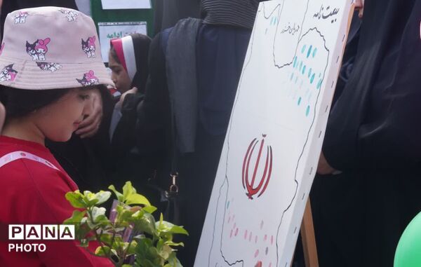 دلنش آموزان گرگانی در سوگ دانش آموزان میناب