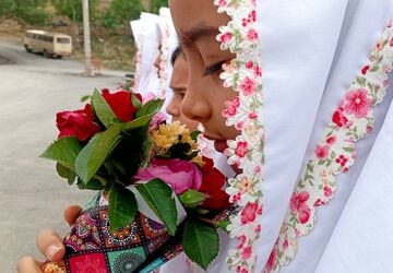 پرچم امام رضا(ع) مهمان دختران بهشتی