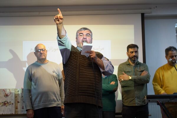 جشن پیروز انقلاب در دبیرستان تهرانی باقرشهر 