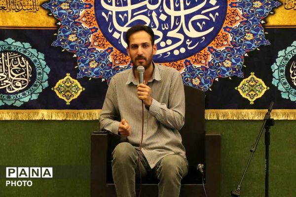 اختتامیه مسابقات مجازی دهه کرامت در البرز