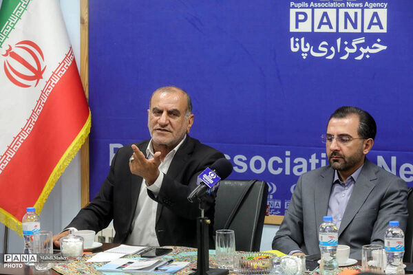 دیدار صمیمی قائم مقام سازمان دانش آموزی با خبرنگاران خبرگزاری پانا