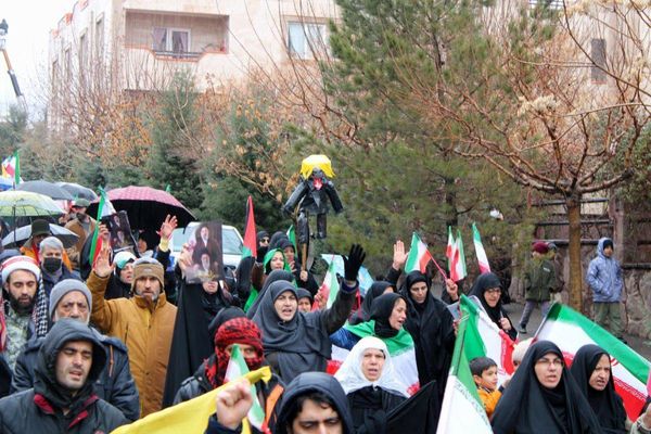 حضور حماسی مردم شهرستان پردیس در راهپیمایی روز قدس با وجود بارندگی