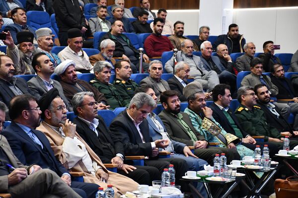 همایش معتمدین، متنفذین اقوام و عشایر 
