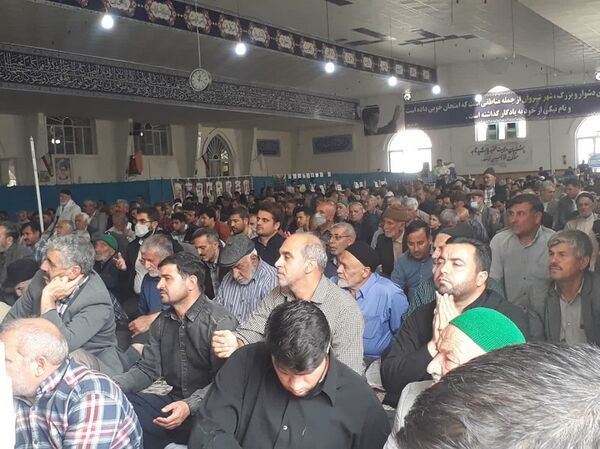 حضور پرشور مردم ولایتمدار شهرستان شیروان در نماز جمعه 