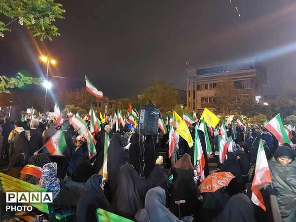 حضور معاون پرورشی شهر تهران در موکب سازمان دانش‌آموزی شهر تهران 
