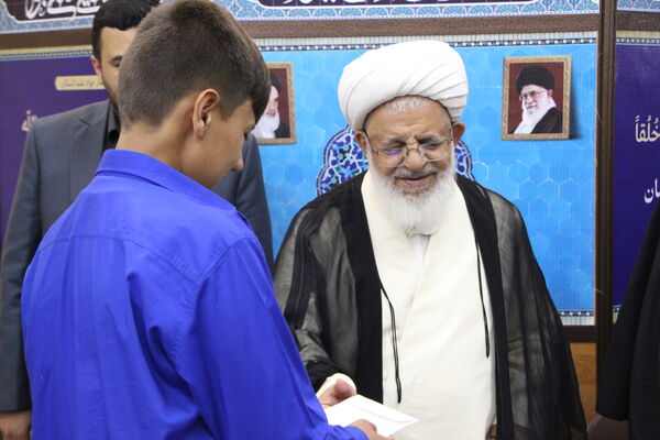جشن میلاد رسول اکرم(ص) و امام جعفر صادق(ع) در دفتر نماینده ولی فقیه استان یزد 