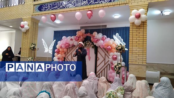 جشن بندگی فرشته‌های ۹ ساله در اهر