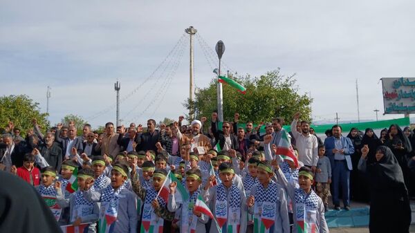 ایران مقتدر، ملت پیروز