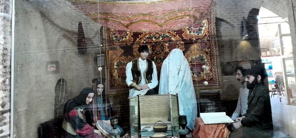 بازدید خبرنگاران پانا جلگه رخ از مجموعه گردشگری قطب الدین حیدر و رباط طبسی 