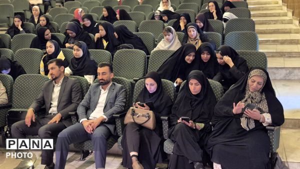 گردهمایی خانواده سازمان دانش‌آموزی 