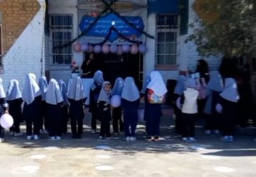 برگزاری آیین باشکوه جشن شکوفه‌ها در مدرسه شهید نعمت‌الله نعمتی روستای فیض‌آباد