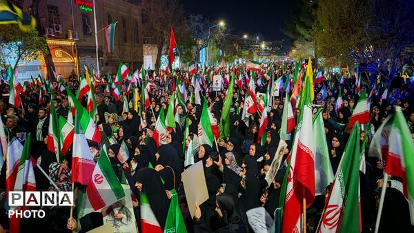 بیعت مردم نیشابور با سومین رهبر انقلاب اسلامی و اعلام بیزاری از دشمنان وطن