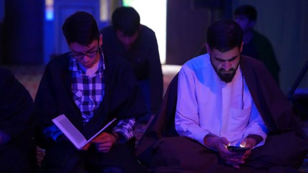 اعتکاف به رنگ خدا ۴؛ دانش‌آموزان یزدی به مهمانی خدا رفتند