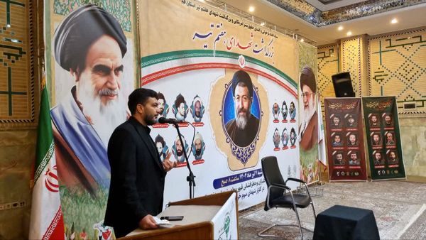 گلباران مزار شهدای هفتم تیر در قم