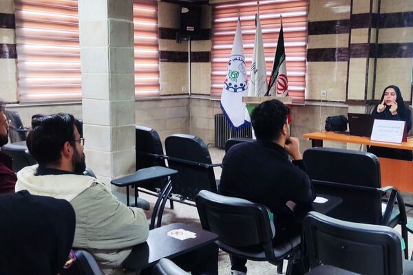 کارگاه آموزشی یاریگران زندگی ویژه مشاوران در فیروزکوه
