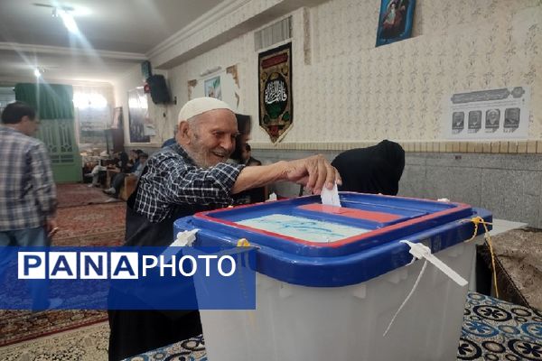 شکوه حضور مردم دیار خیام و عطار در انتخابات ریاست جمهوری