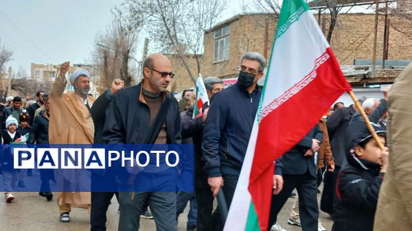راهپیمایی ۲۲ بهمن در شهرستان فارسان