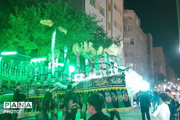 شکوه سوگواری در شبِ عاشورا،وقتی صباشهر با هم‌صدایی در سوگِ حق می‌گرید