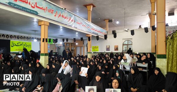 راهپیمایی تا نماز جمعه با جلوه هایی از وحدت مردم شهرستان بام و صفی‌آباد در روز قدس