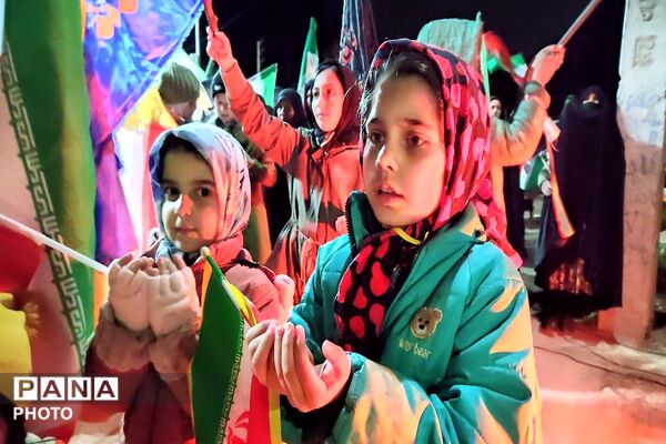 کودکان پای کار ایران در تجمعات مردمی شهر بار