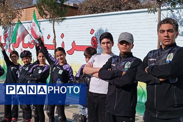  همایش بزرگ پیاده روی خانوادگی در نسیم‌شهر 