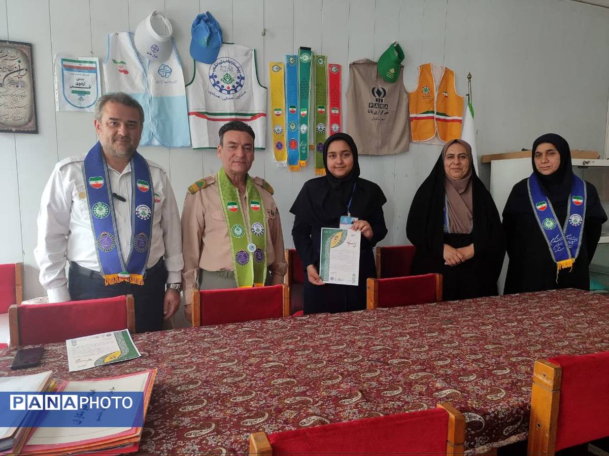 حضور ارزیابان کشوری سازمان دانش‌آموزی در مدارس قائمشهر