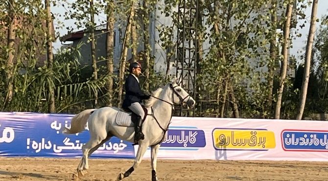 مسابقه کشوری پرش با اسب در مزرعه سامان شهرستان محمودآباد