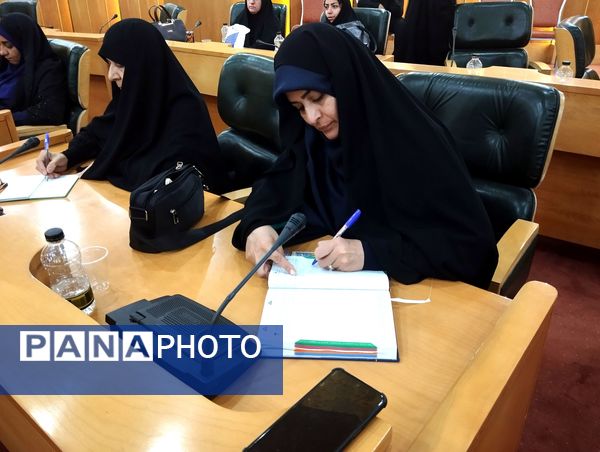 مراسم اختتامیه پنجمین دوره آموزشی مهارت‌های ارتقا یادگیری - یاددهی زندگی و بالندگی 