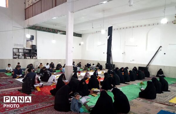 محفل انس با قرآن در کوهنانی با یاد آیت‌الله خامنه‌ای (ره) 
