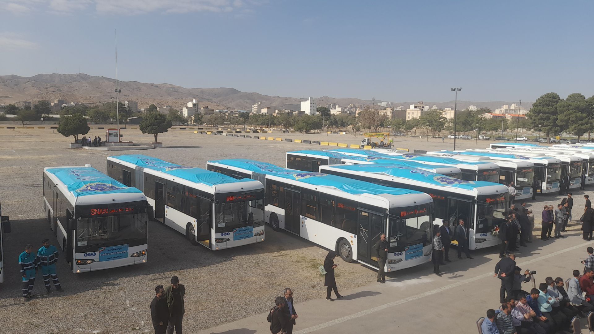 آماده‌باش ۷۵۰۰ دستگاه ناوگان حمل‌ونقل عمومی برای جابه‌جایی تشییع‌کنندگان رهبر شهید در مشهد