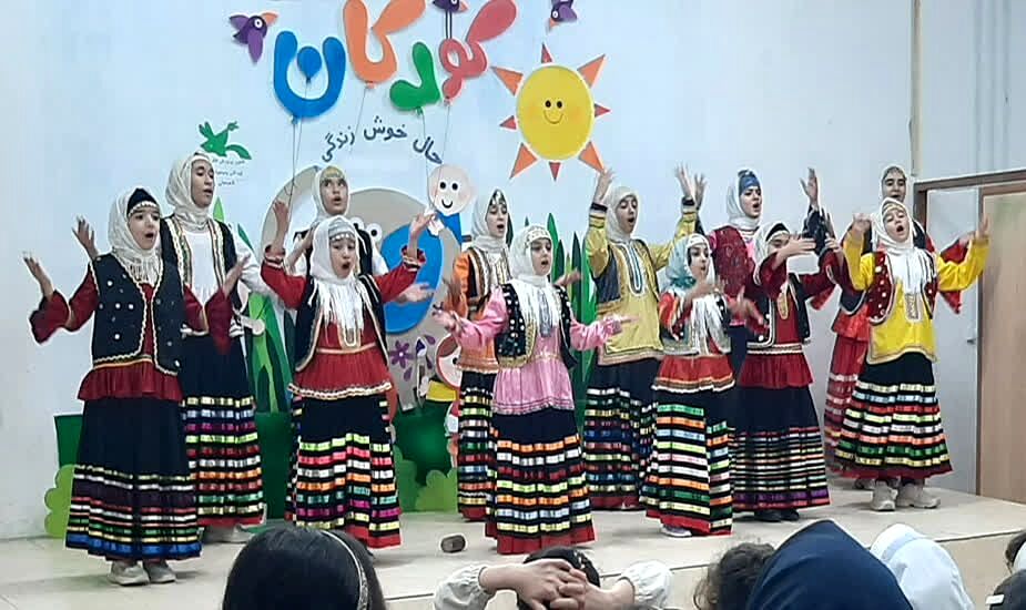 نغمه‌های روشن فردا در گیلان گوش‌نواز است