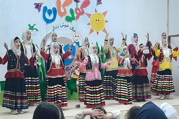 نغمه‌های روشن فردا در گیلان گوش‌نواز است
