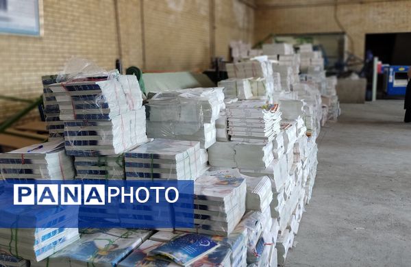 توزیع و تحویل کتاب‌های درسی به مدارس شهرستان ملارد