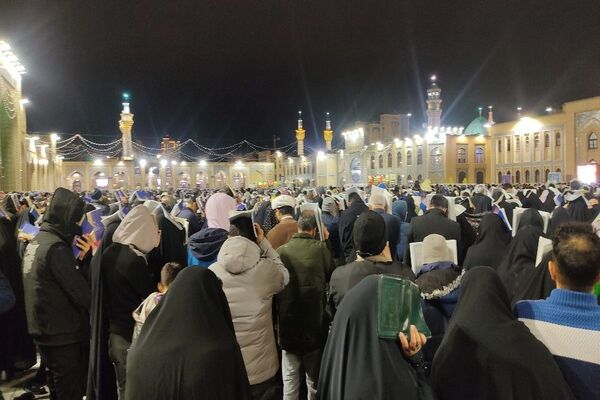 مراسم سومین شب قدر در بارگاه  ملکوتی حضرت امام رضا(ع)