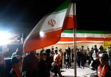 جشن میلاد امام رضا (ع) با حضور دانش‌آموزان دبستان حضرت قاسم‌