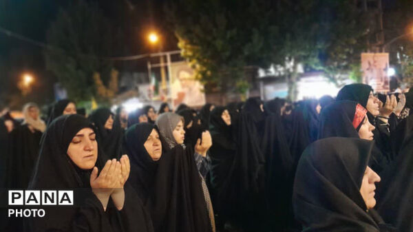 مردم کوهدشت در موج هشتادوسه حضور حماسی در میدان امام خمینی (ره)