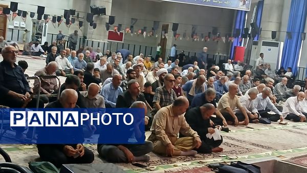 اقامه نماز جمعه همزمان با روز خبرنگار