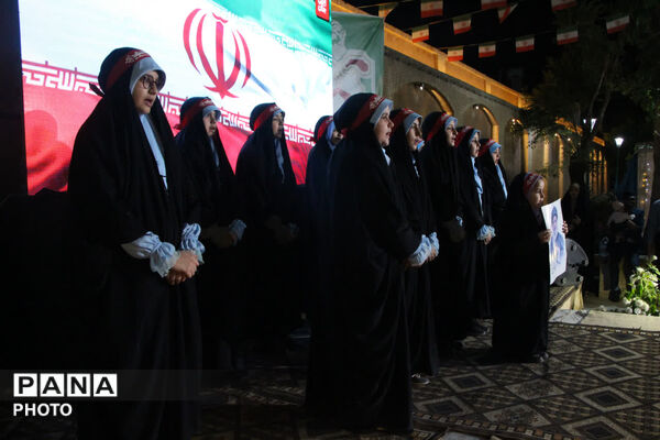 محفل شعرای یزدی در روز دختر