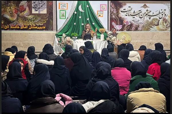 عید مبعث در دبیرستان شاهد 16