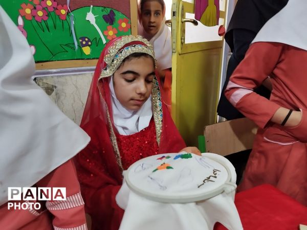 نمایشگاه «طرح بوم» در مدرسه بهادر صمدی