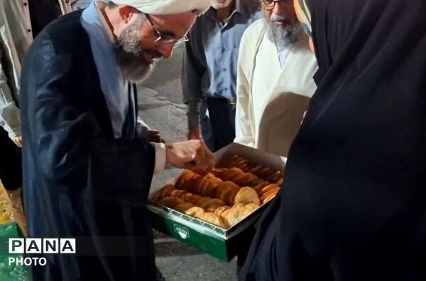 صد و هشتاد و دومین شب اجتماع  مردمی در جشن میلاد پیامبر 