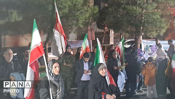 طنین روشنِ بیداری، همدلی و سربلندی ملت ایران در راهپیمایی‌های شبانه