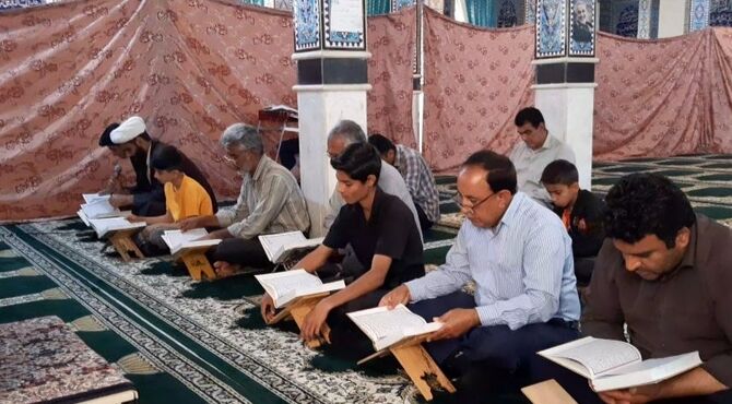 آغاز ماه مبارک رمضان با شکوه در مسجد صاحب‌الزمان(عج) دولت‌آباد مرکزی

