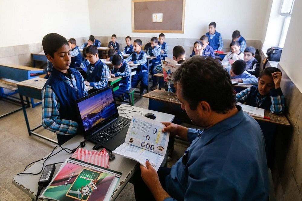 شرکت 7 هزار و 750 معلم خوزستانی در جشنواره اصلاح روش‌های آموزش