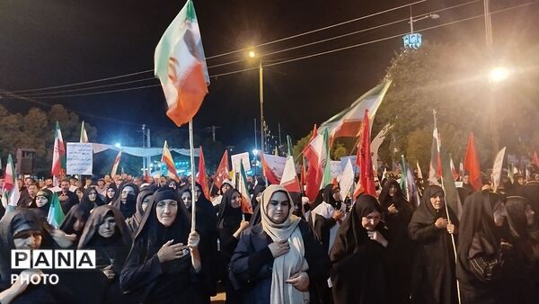 نورآباد در تپشِ بیعت؛ شکوه صد و نوزدهمین شبِ پیوندِ جاویدان با رهبری