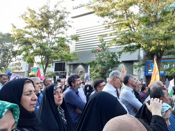 جلوه‌هایی از اجتماع مردم بجنورد در تجلیل از بانوی شجاع رسانه ملی