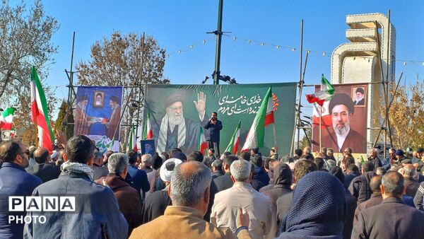  بیعت مردم رزن با سومین رهبر نظام مقدس جمهوری اسلامی ایران