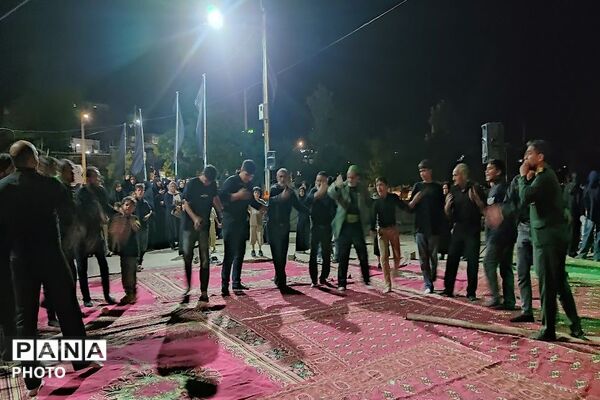 هیئت عزاداری آقا ابا عبدالحسین در  شب عاشورا حسینی در شهر بار نیشابور 